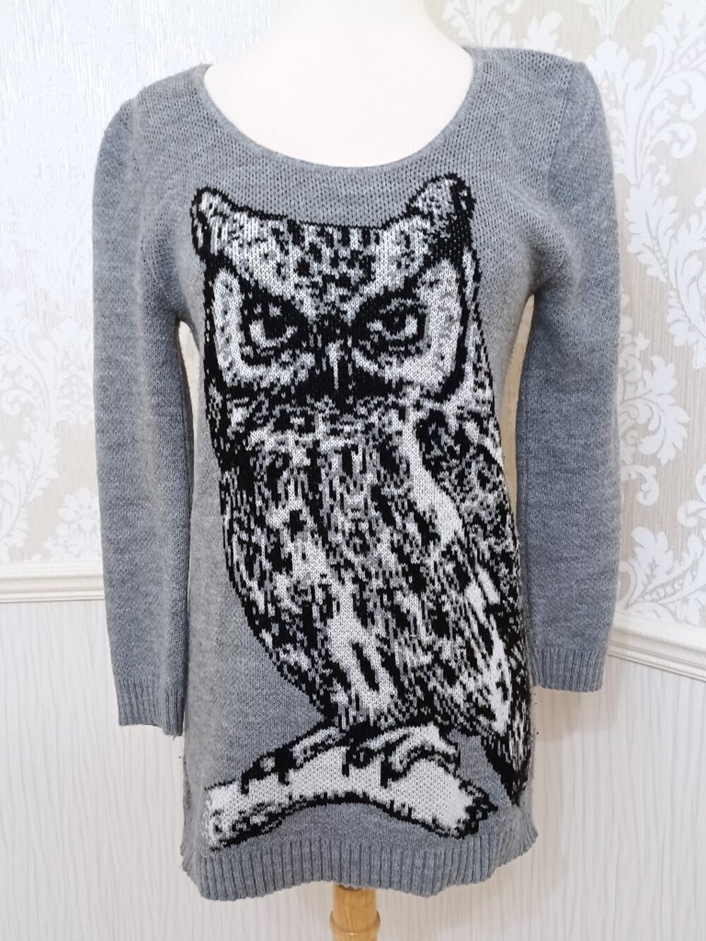 Cotton Emporium Scoop Neck Knit Owl Graphic Sweater Size Small Made in the USA